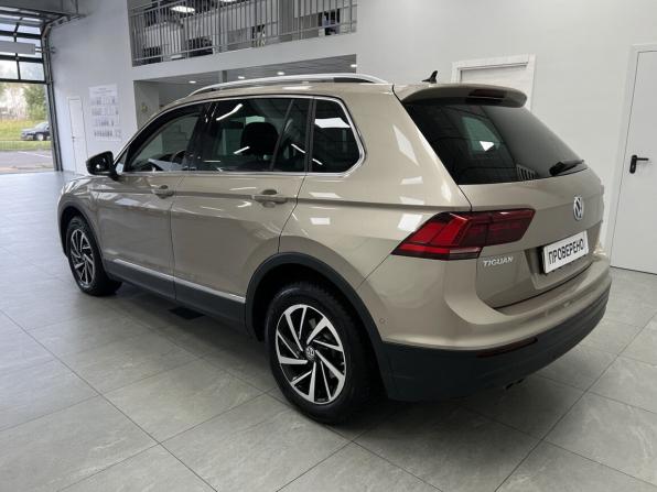 Volkswagen Tiguan II с пробегом 2018 года, цена 2 920 000 рублей, 63418 км, внедорожник, Автокод Объявления
