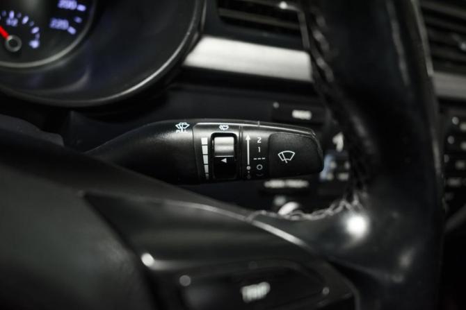 Kia Rio IV с пробегом 2017 года, цена 979 000 рублей, 259563 км, седан, Автокод Объявления