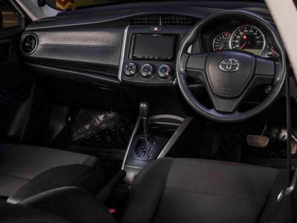 Toyota Corolla XI (E160 E170 E180) Рестайлинг 1 с пробегом 2016 года, цена 1 250 000 рублей, 146173 км, универсал, Автокод Объявления