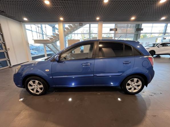 Kia Rio II Рестайлинг с пробегом 2011 года, цена 640 000 рублей, 147525 км, хэтчбек, Автокод Объявления