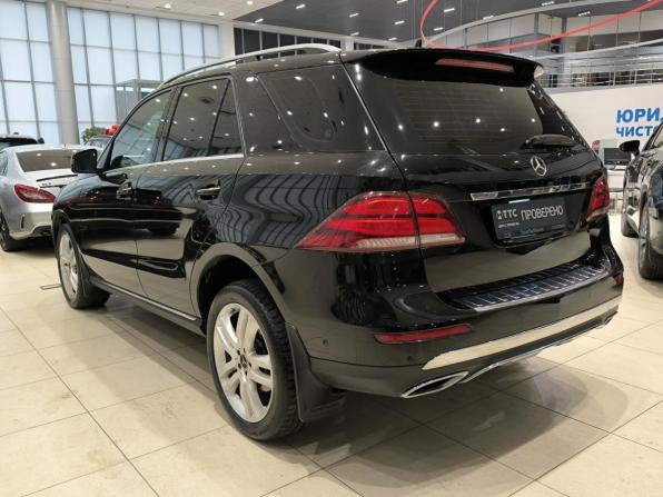 Mercedes-Benz GLE I (W166) с пробегом 2018 года, цена 3 799 000 рублей, 175000 км, внедорожник, Автокод Объявления