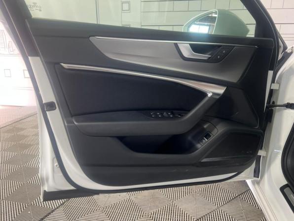 Audi A6 V (C8) с пробегом 2019 года, цена 3 790 000 рублей, 95000 км, седан, Автокод Объявления
