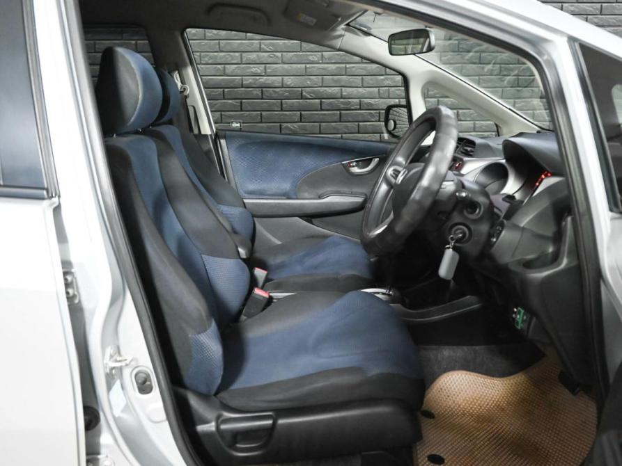 Honda Fit II Екатеринбург  - изображение 15