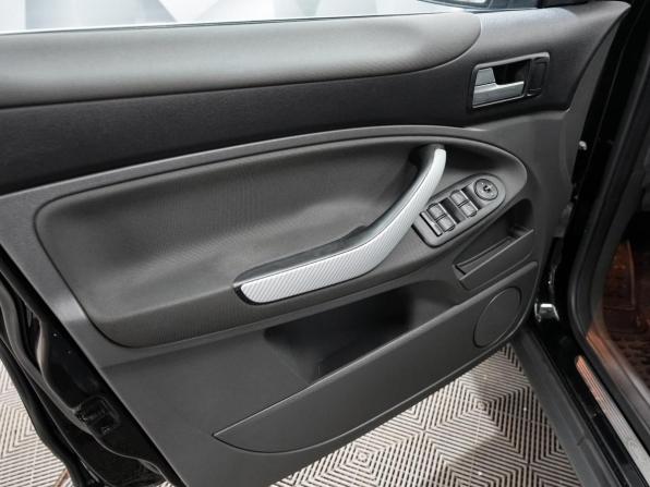 Ford Kuga I с пробегом 2012 года, цена 835 000 рублей, 284644 км, внедорожник, Автокод Объявления