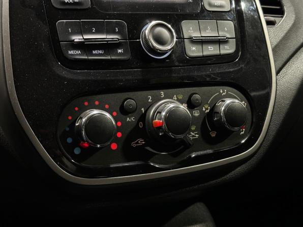 Renault Kaptur I с пробегом 2016 года, цена 1 199 000 рублей, 171268 км, внедорожник, Автокод Объявления