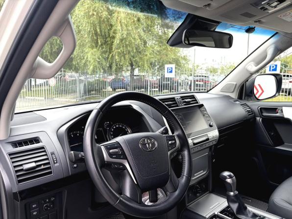 Toyota Land Cruiser Prado 150 Series Рестайлинг 3 с пробегом 2022 года, цена 6 000 000 рублей, 55604 км, внедорожник, Автокод Объявления