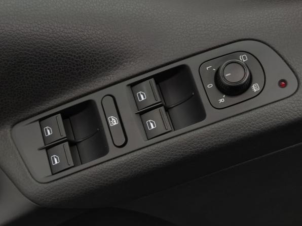Volkswagen Tiguan I Рестайлинг с пробегом 2016 года, цена 1 715 000 рублей, 133032 км, внедорожник, Автокод Объявления