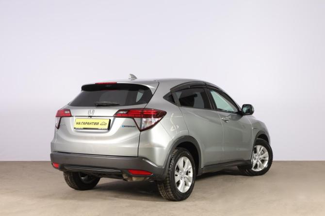 Honda Vezel I с пробегом 2015 года, цена 1 799 000 рублей, 141451 км, внедорожник, Автокод Объявления