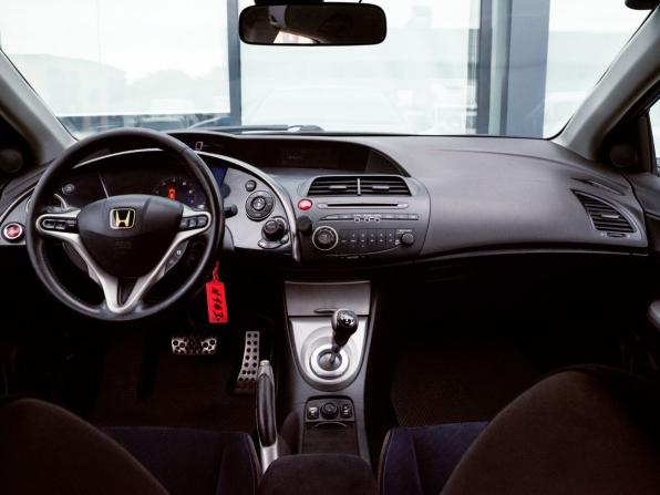 Honda Civic VIII с пробегом 2007 года, цена 649 000 рублей, 198000 км, хэтчбек, Автокод Объявления