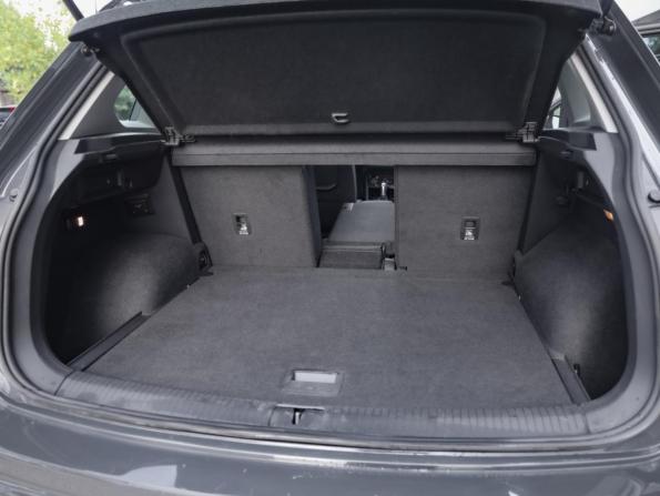 Volkswagen Tiguan II с пробегом 2018 года, цена 2 499 000 рублей, 68328 км, внедорожник, Автокод Объявления