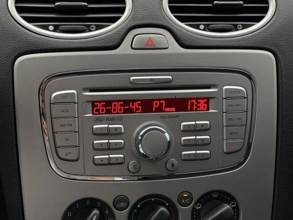 Ford Focus II Рестайлинг с пробегом 2009 года, цена 640 000 рублей, 263756 км, хэтчбек, Автокод Объявления