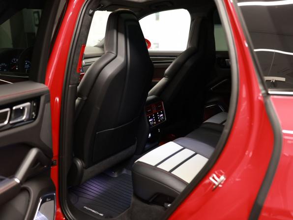 Porsche Cayenne III с пробегом 2022 года, цена 13 990 000 рублей, 21943 км, внедорожник, Автокод Объявления