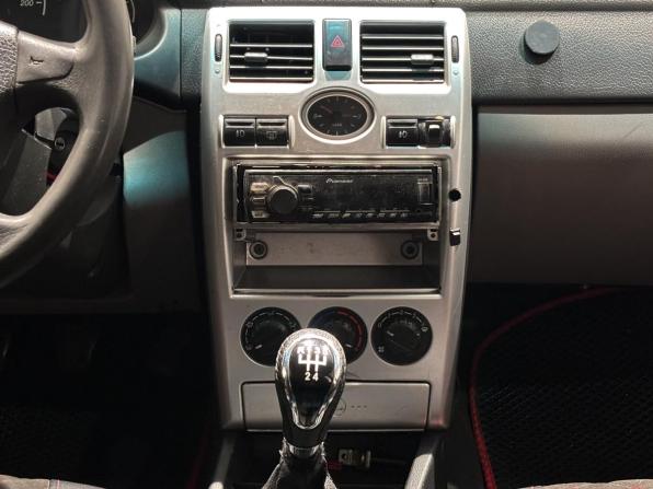 Lada (ВАЗ) Priora I с пробегом 2008 года, цена 150 000 рублей, 303731 км, хэтчбек, Автокод Объявления