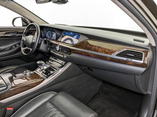 Genesis G90 I с пробегом 2017 года, цена 2 405 000 рублей, 175317 км, седан, Автокод Объявления