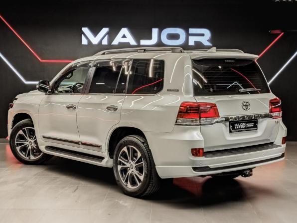 Toyota Land Cruiser 200 Series Рестайлинг 2 с пробегом 2019 года, цена 7 550 000 рублей, 132326 км, внедорожник, Автокод Объявления
