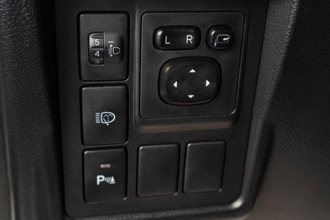 Toyota Land Cruiser Prado 150 Series Рестайлинг 3 с пробегом 2015 года, цена 3 549 000 рублей, 181000 км, внедорожник, Автокод Объявления