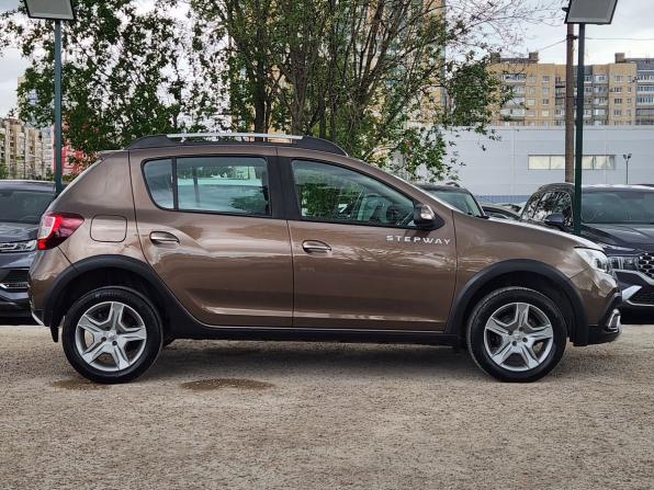 Renault Sandero II Рестайлинг с пробегом 2020 года, цена 1 169 000 рублей, 96000 км, хэтчбек, Автокод Объявления