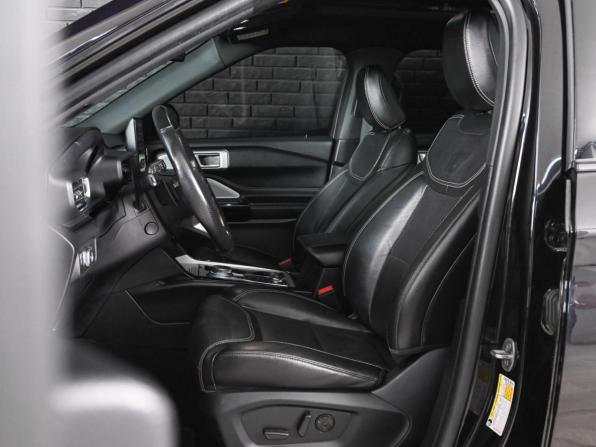 Ford Explorer VI с пробегом 2022 года, цена 4 700 000 рублей, 74614 км, внедорожник, Автокод Объявления