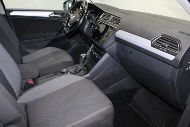 Volkswagen Tiguan II с пробегом 2017 года, цена 1 829 000 рублей, 180261 км, внедорожник, Автокод Объявления