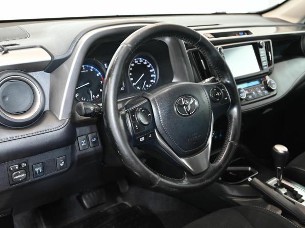 Toyota RAV4 IV (XA40) Рестайлинг с пробегом 2017 года, цена 2 650 000 рублей, 131394 км, внедорожник, Автокод Объявления