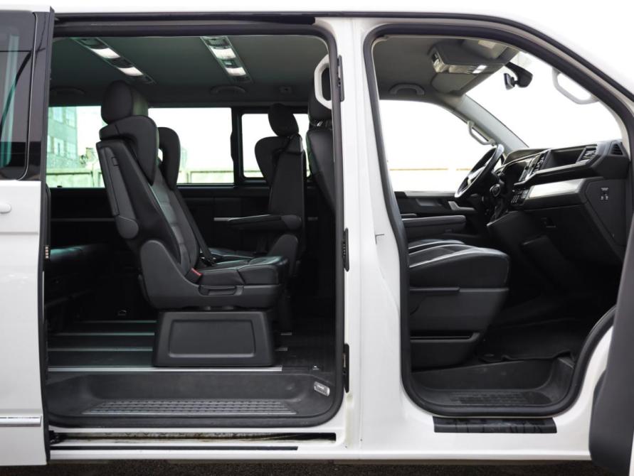 Volkswagen Multivan T6 Рестайлинг Санкт-Петербург  - изображение 28