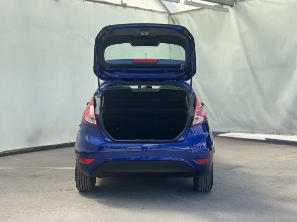 Ford Fiesta Mk6 Рестайлинг с пробегом 2015 года, цена 750 000 рублей, 194548 км, хэтчбек, Автокод Объявления