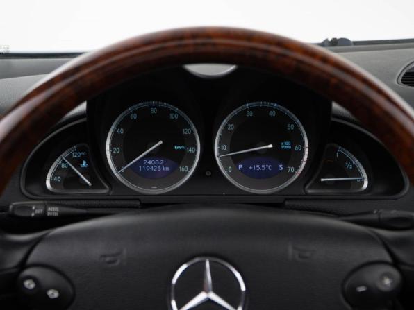 Mercedes-Benz SL-Класс V (R230) с пробегом 2004 года, цена 1 997 077 рублей, 119425 км, родстер, Автокод Объявления