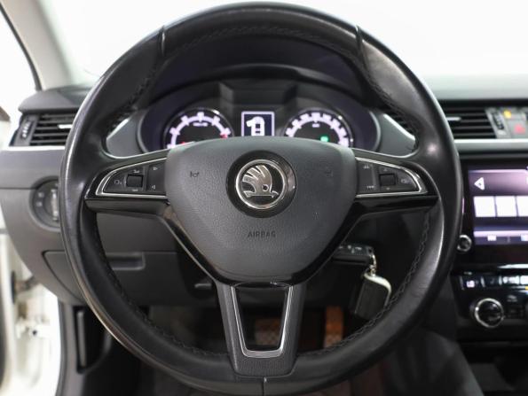 Skoda Octavia III (A7) Рестайлинг с пробегом 2018 года, цена 2 099 000 рублей, 126750 км, лифтбек, Автокод Объявления