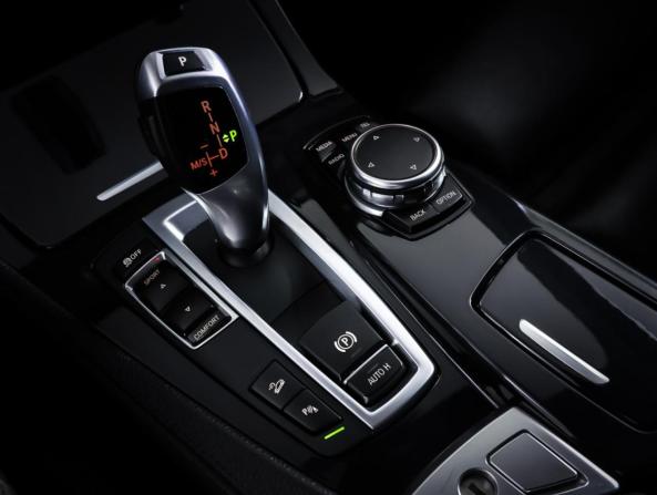 BMW 5 серии VI (F10/F11/F07) Рестайлинг с пробегом 2016 года, цена 2 289 000 рублей, 184536 км, седан, Автокод Объявления