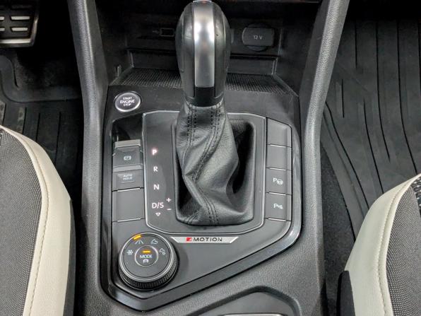 Volkswagen Tiguan II с пробегом 2019 года, цена 2 350 000 рублей, 141508 км, внедорожник, Автокод Объявления