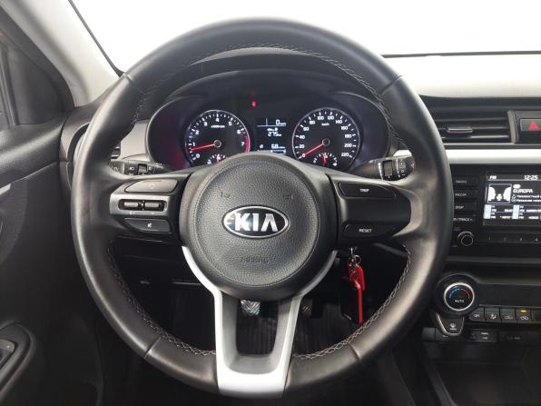 Kia Rio IV с пробегом 2020 года, цена 1 390 000 рублей, 91900 км, седан, Автокод Объявления
