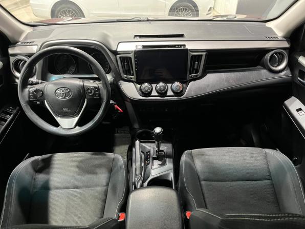 Toyota RAV4 IV (XA40) Рестайлинг с пробегом 2017 года, цена 1 948 000 рублей, 195300 км, внедорожник, Автокод Объявления