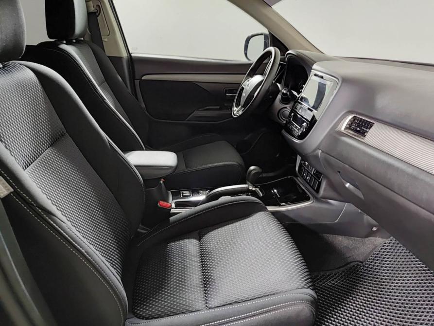 Mitsubishi Outlander III Рестайлинг 2 Уфа  - изображение 13