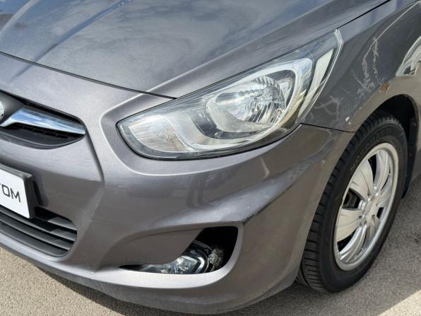 Hyundai Solaris I с пробегом 2011 года, цена 599 000 рублей, 122000 км, седан, Автокод Объявления