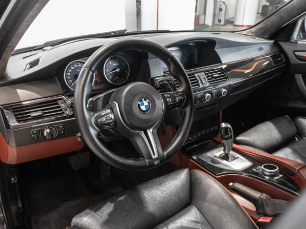 BMW 5 серии V (E60/E61) Рестайлинг с пробегом 2007 года, цена 1 498 000 рублей, 416433 км, седан, Автокод Объявления