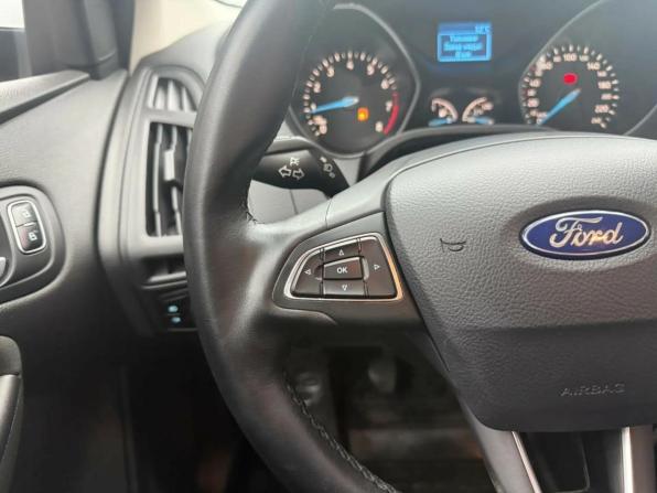 Ford Focus III Рестайлинг с пробегом 2017 года, цена 1 049 000 рублей, 214440 км, хэтчбек, Автокод Объявления