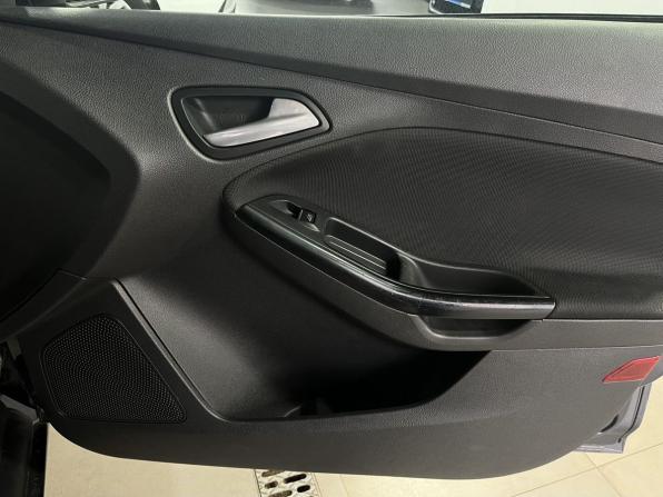Ford Focus III с пробегом 2012 года, цена 628 000 рублей, 150000 км, хэтчбек, Автокод Объявления
