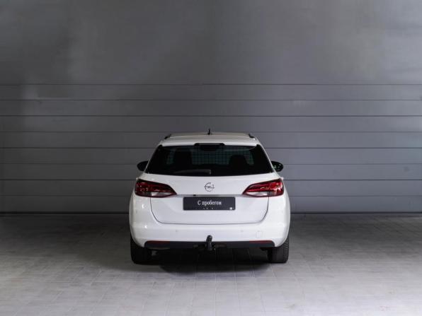 Opel Astra K Рестайлинг с пробегом 2021 года, цена 1 499 000 рублей, 133873 км, универсал, Автокод Объявления