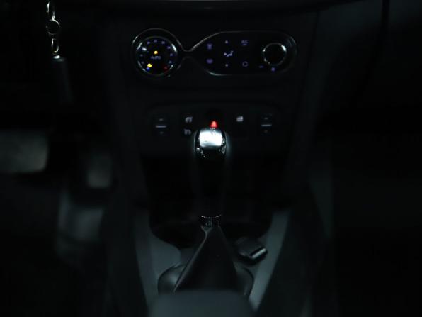 Renault Sandero II с пробегом 2017 года, цена 1 070 000 рублей, 113859 км, хэтчбек, Автокод Объявления