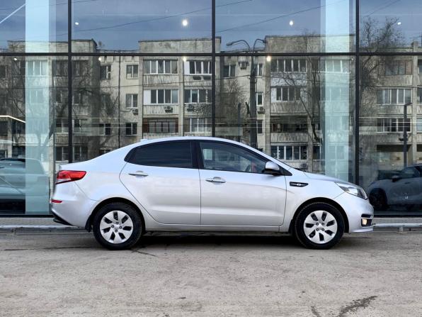 Kia Rio III Рестайлинг с пробегом 2017 года, цена 1 130 000 рублей, 155532 км, седан, Автокод Объявления