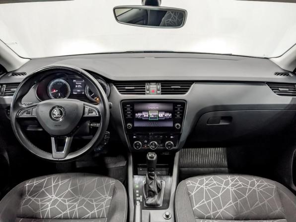 Skoda Octavia III (A7) Рестайлинг с пробегом 2020 года, цена 1 835 000 рублей, 76357 км, лифтбек, Автокод Объявления
