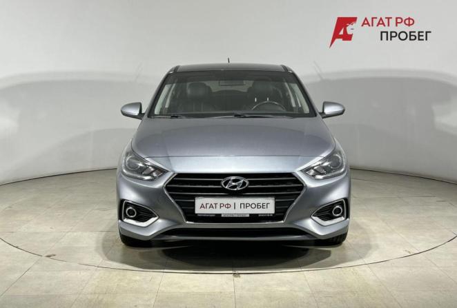 Hyundai Solaris II с пробегом 2018 года, цена 1 370 000 рублей, 131054 км, седан, Автокод Объявления