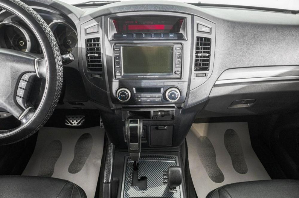 Mitsubishi Pajero IV Рестайлинг 1 Барнаул  - изображение 19