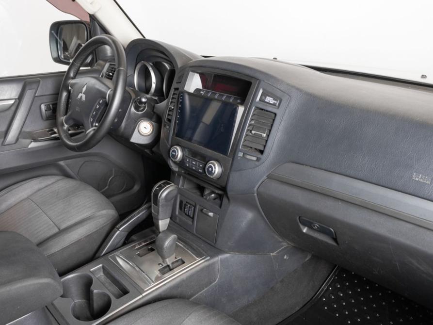 Mitsubishi Pajero IV Рестайлинг 1 Казань  - изображение 7
