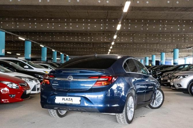 Opel Insignia I Рестайлинг с пробегом 2014 года, цена 1 349 000 рублей, 133799 км, седан, Автокод Объявления