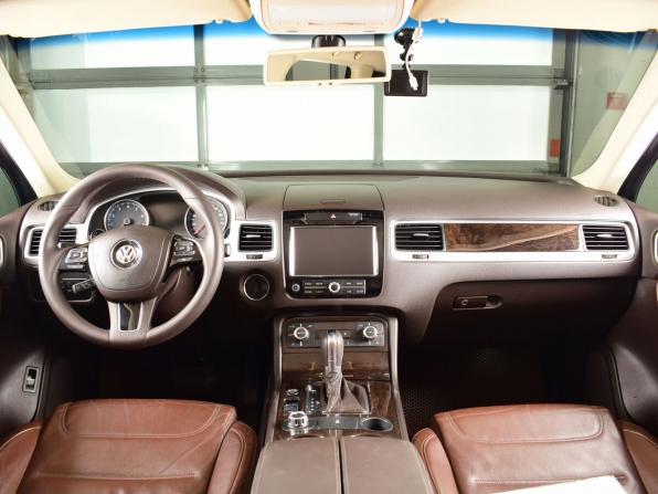 Volkswagen Touareg II с пробегом 2011 года, цена 1 799 995 рублей, 314265 км, внедорожник, Автокод Объявления