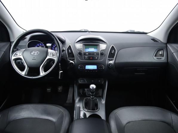 Hyundai ix35 I Рестайлинг с пробегом 2015 года, цена 1 490 000 рублей, 88217 км, внедорожник, Автокод Объявления