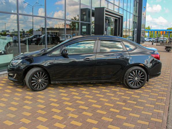 Opel Astra J Рестайлинг с пробегом 2013 года, цена 740 200 рублей, 121667 км, седан, Автокод Объявления