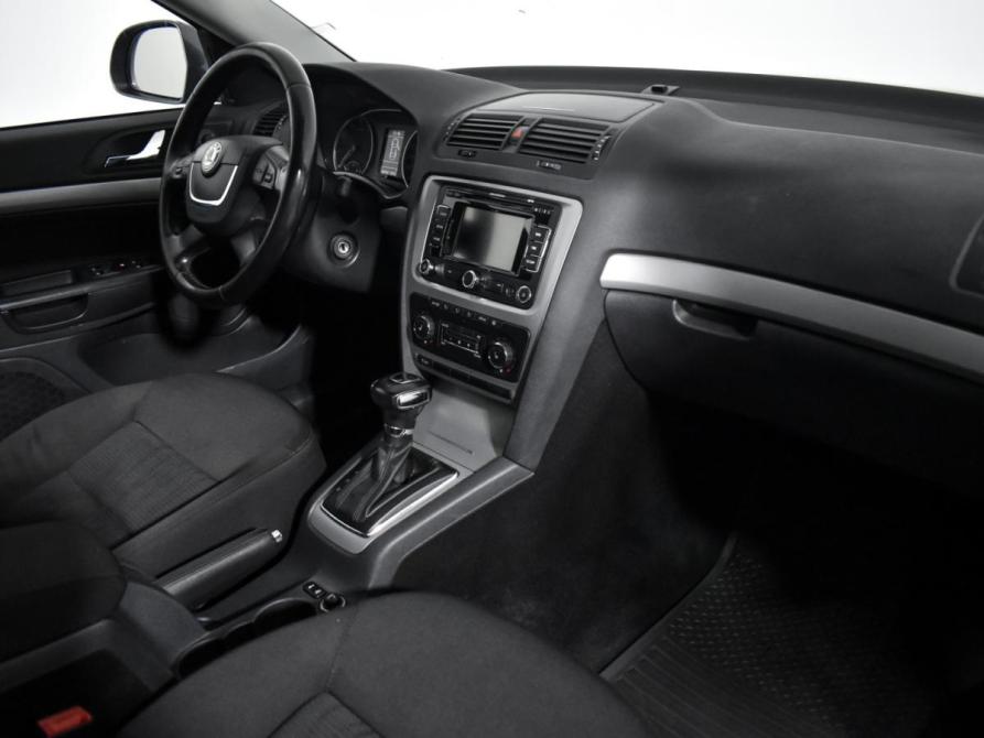 Skoda Octavia II (A5) Рестайлинг Санкт-Петербург  - изображение 14