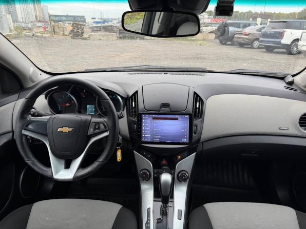 Chevrolet Cruze I Рестайлинг с пробегом 2013 года, цена 635 000 рублей, 212000 км, хэтчбек, Автокод Объявления